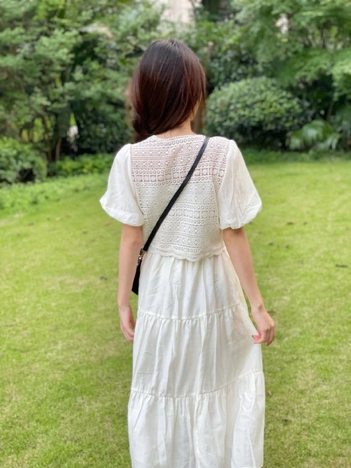 她 封面